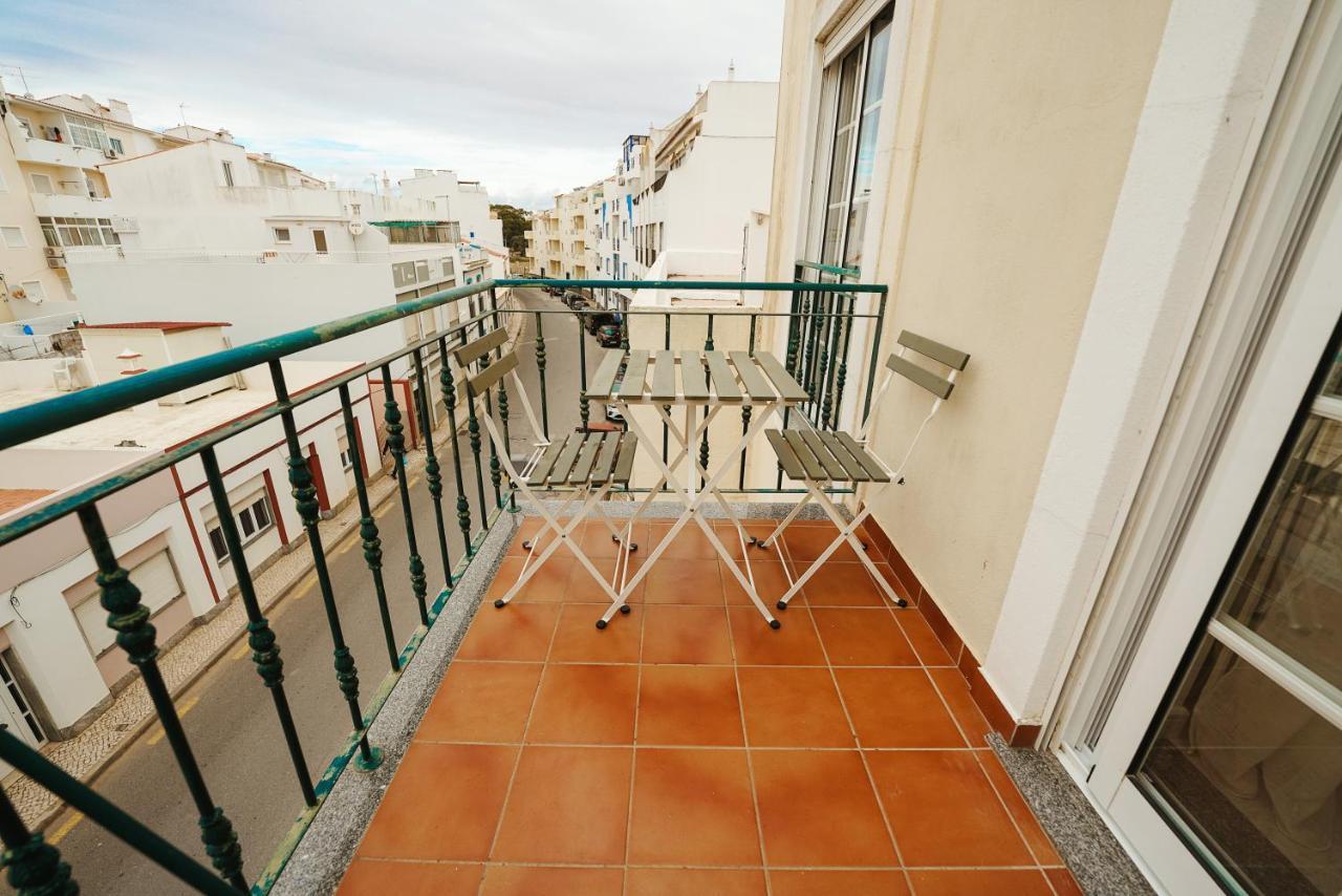 Apartamento Cristina - Proximo Da Praia อาร์มาซอง เด เปรา ภายนอก รูปภาพ