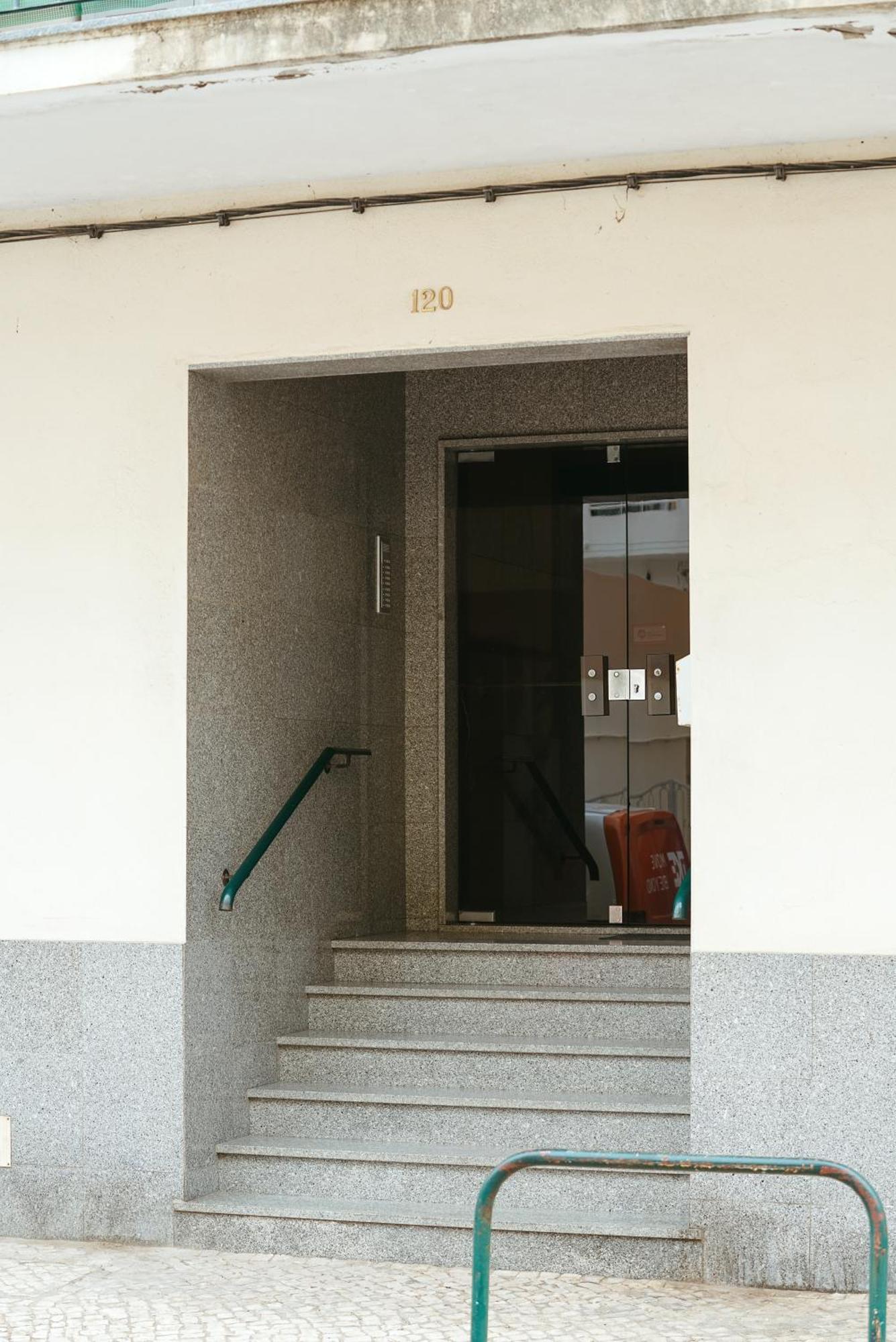 Apartamento Cristina - Proximo Da Praia อาร์มาซอง เด เปรา ภายนอก รูปภาพ